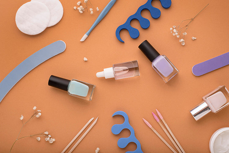 The Ultimate Guide on How To Remove Glue From Press on Nails