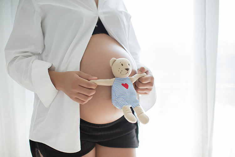 Are Press On Nails Safe During Pregnancy?